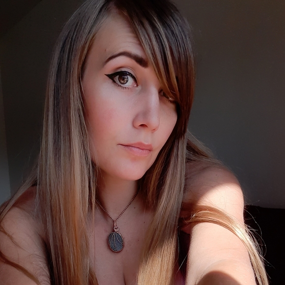 Meet your Posher, Deidre - Picture 2 of 11